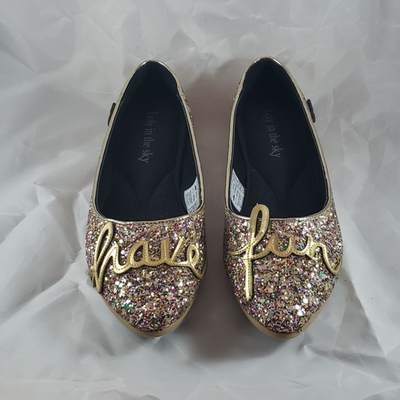 Loly in The Sky Shoes Women's Yellow & Gold Flat & Loafers Shoes Size 7.5 - Picture 2 of 5